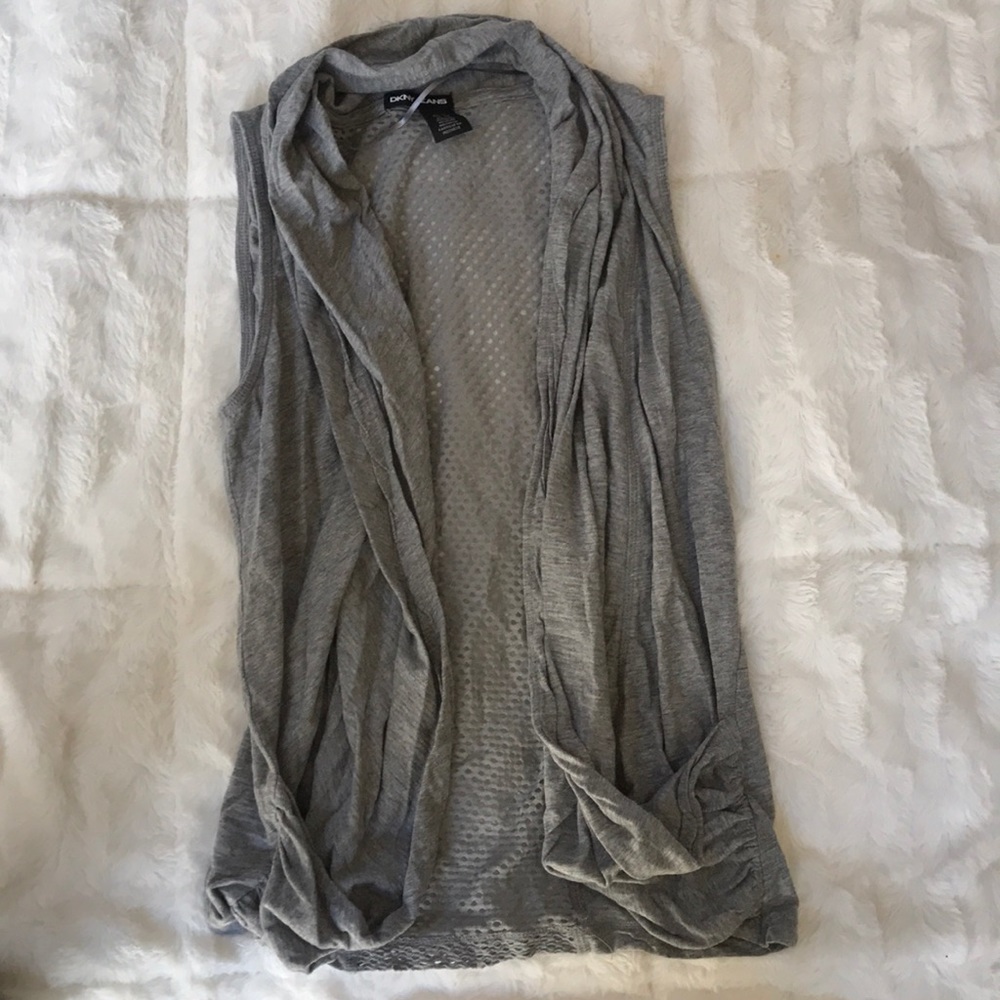 DKNY top